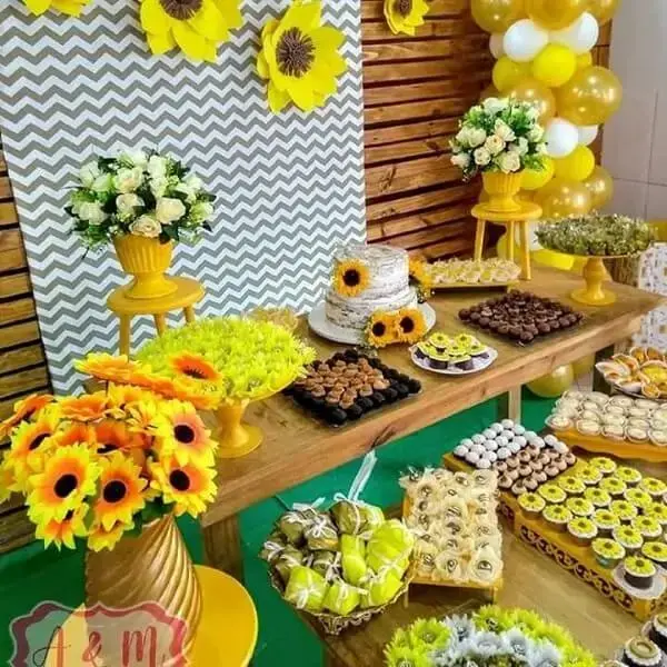 The sunflower-themed birthday party is joyful and enlightened