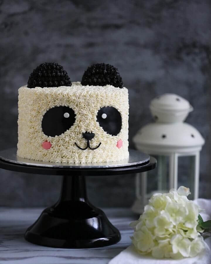 bolos decorados com tema panda Foto Lazy Cat Kitchen