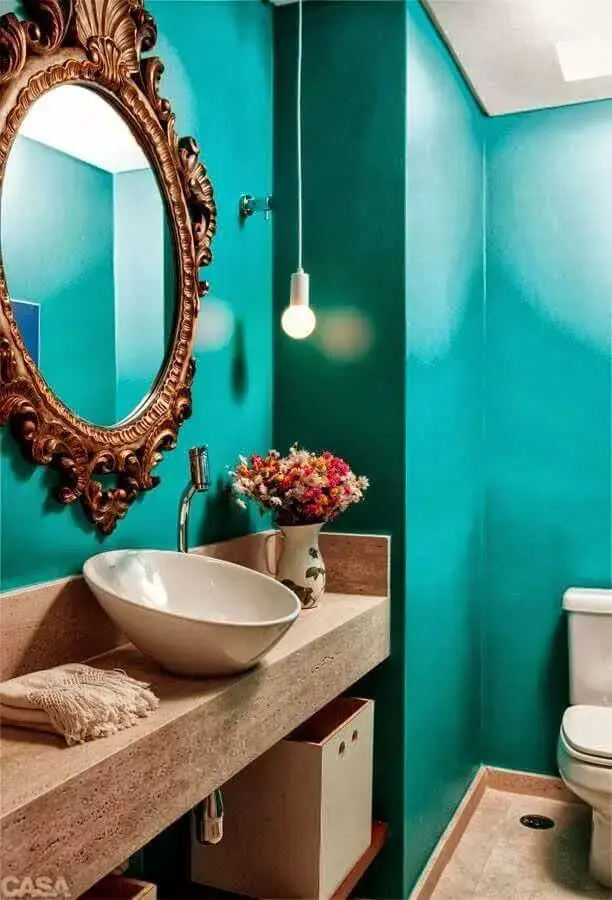 decoração para banheiro verde água com espelho provençal Foto Varejão das Tintas