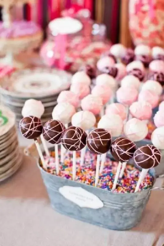 simple decoration for birthday party candy Foto We Heart It