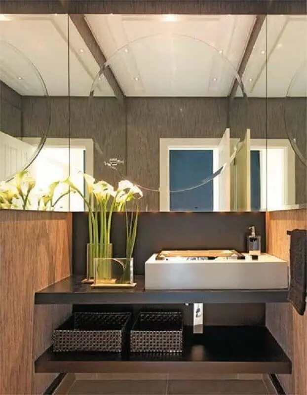 espelho para lavabo com decoração moderna Foto Design de Interiores