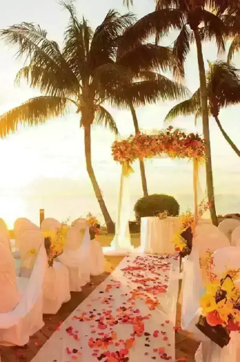 beautiful idea of sunset wedding ceremony Foto Vacation Ideas