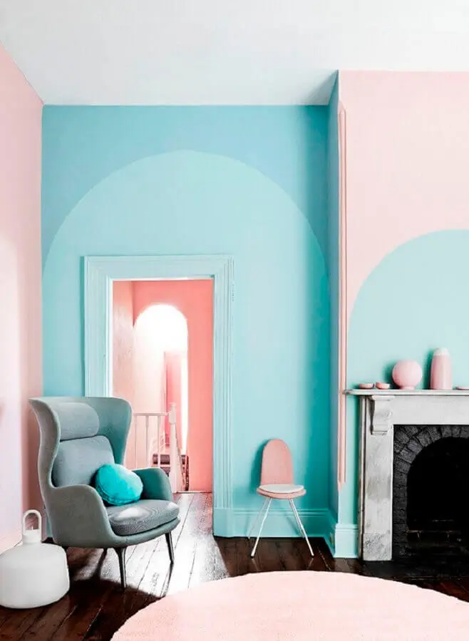 sala com decoração verde água e rosa Foto Casa Vogue