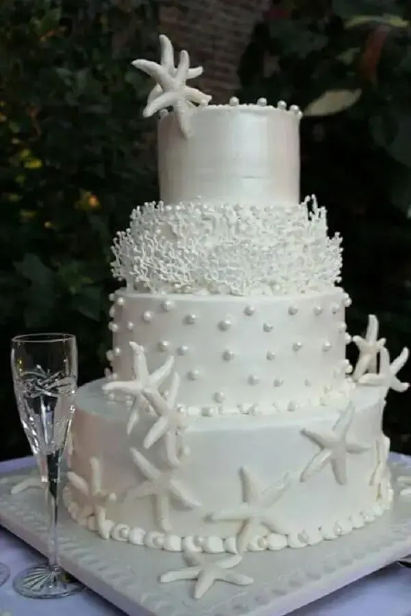 bolo bodas de pérola decorado com tema do mar Foto Pinterest