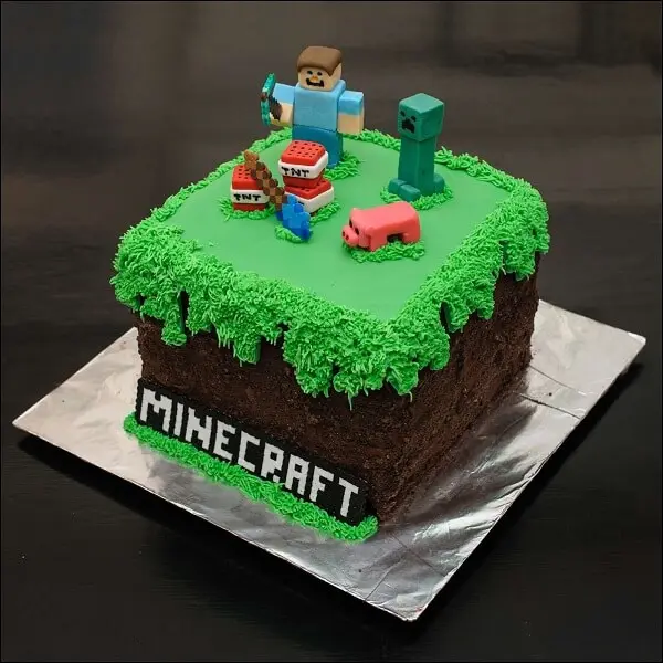bolo infantil fácil confeitar com tema minecraft 