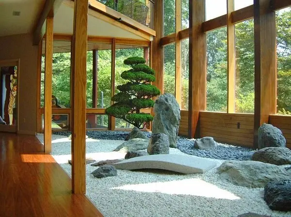 Jardim Japonês estruturado dentro de casa