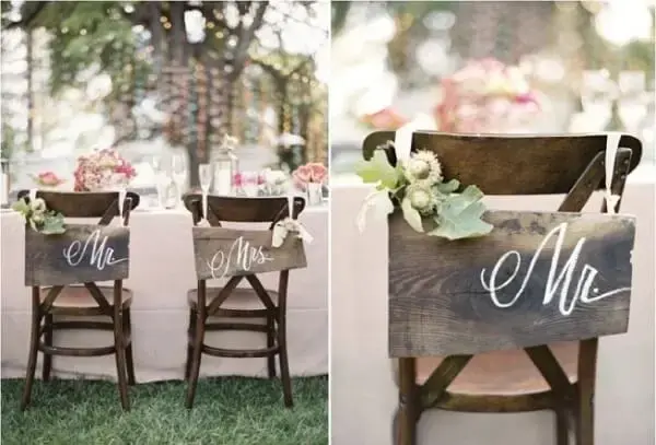 Plaquettes for grooms chair with rustic style