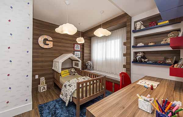 Quarto infantil planejado cama em formato de casinha