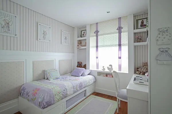 Quarto infantil planejado de apartamento na cor lilás