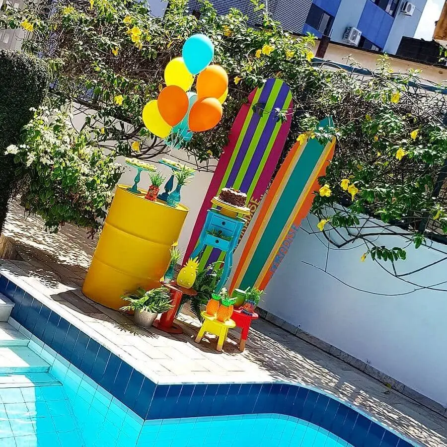 decoração de festa na piscina Foto Mesa Feita por Gabi e Mônica
