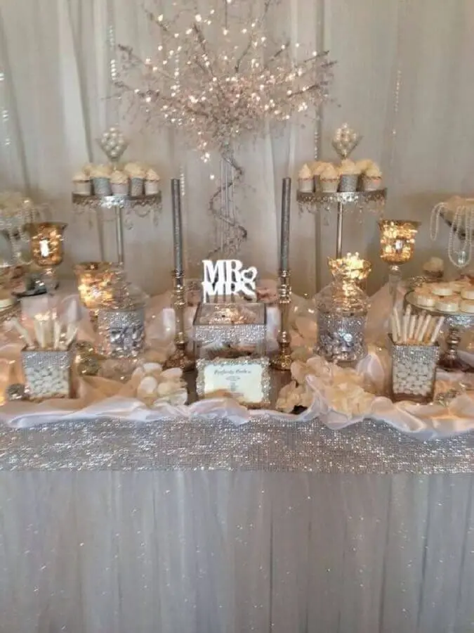 decoração para mesa de bodas de prata Foto Hasshe