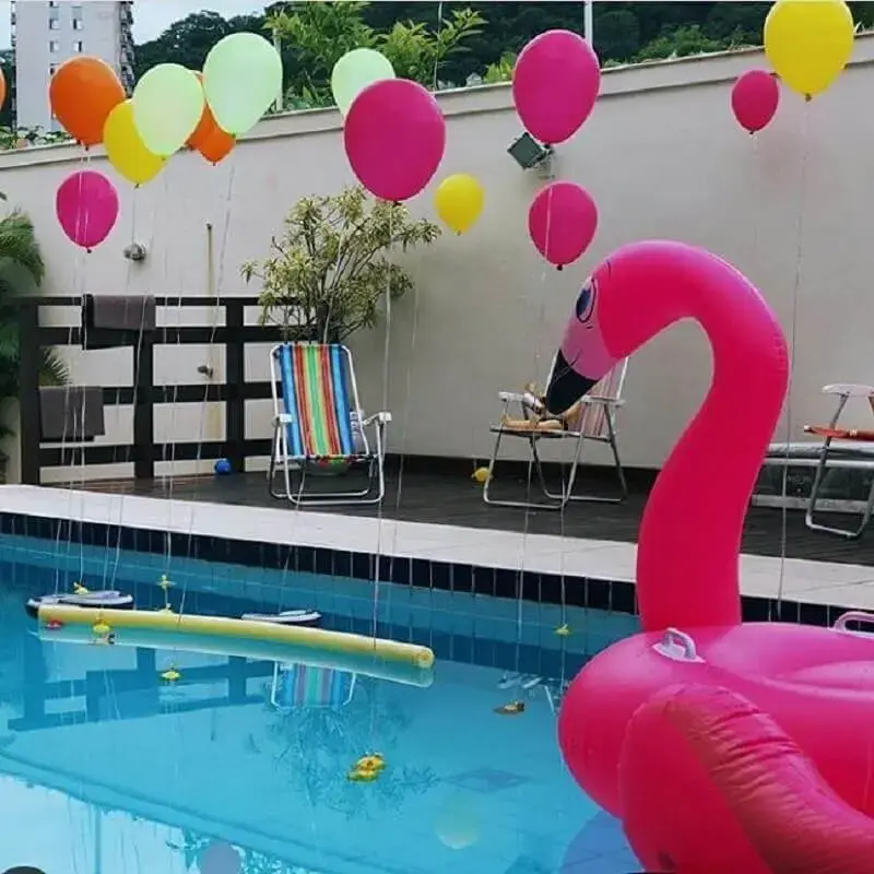 decoração simples para festa na piscina Foto Show Balões Decorações