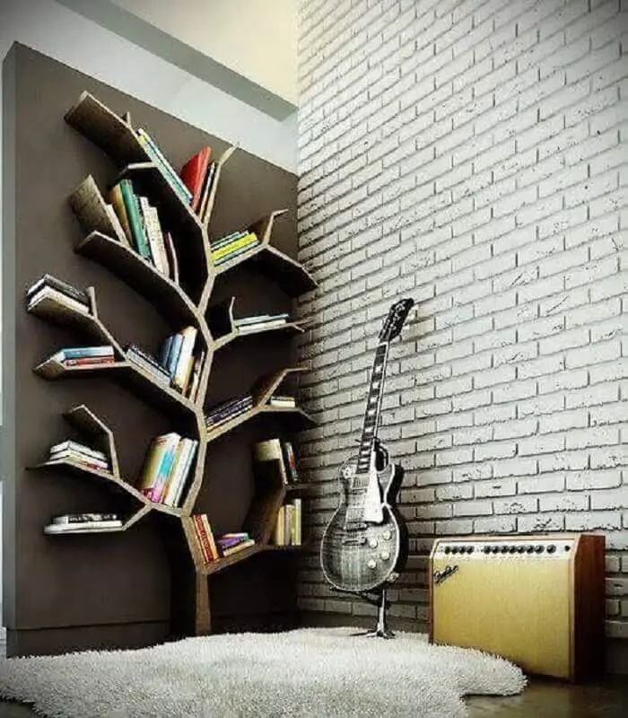 estantes para livros de parede em formato de árvore Foto We Heart It