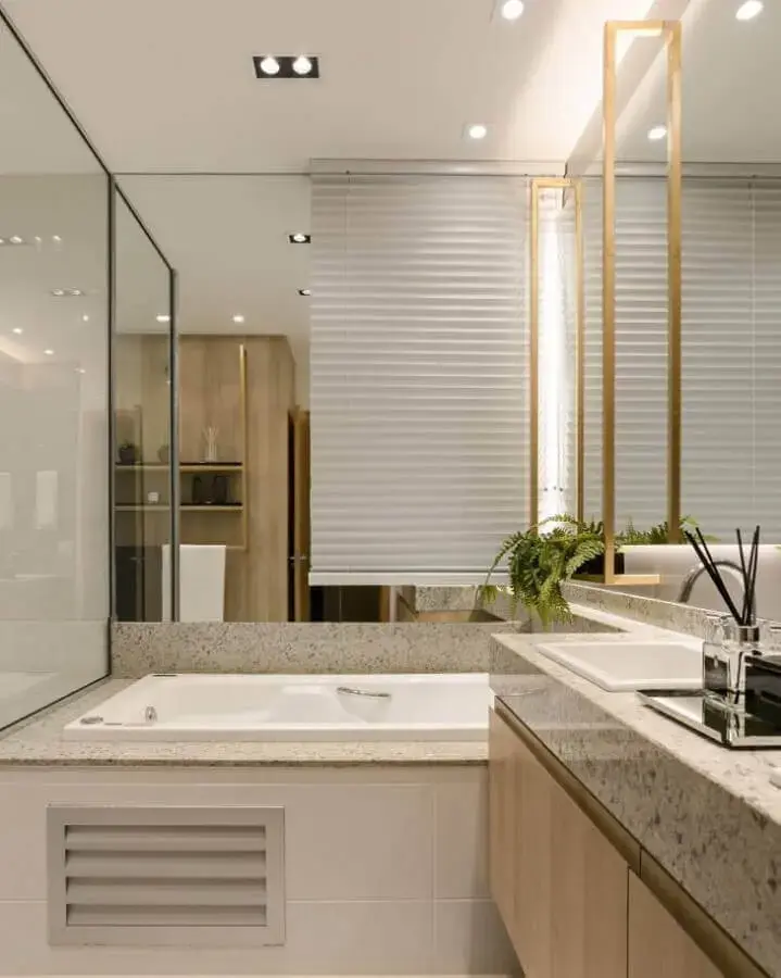 móveis planejados para banheiro pequeno com banheira Foto Architect & Inteior Design
