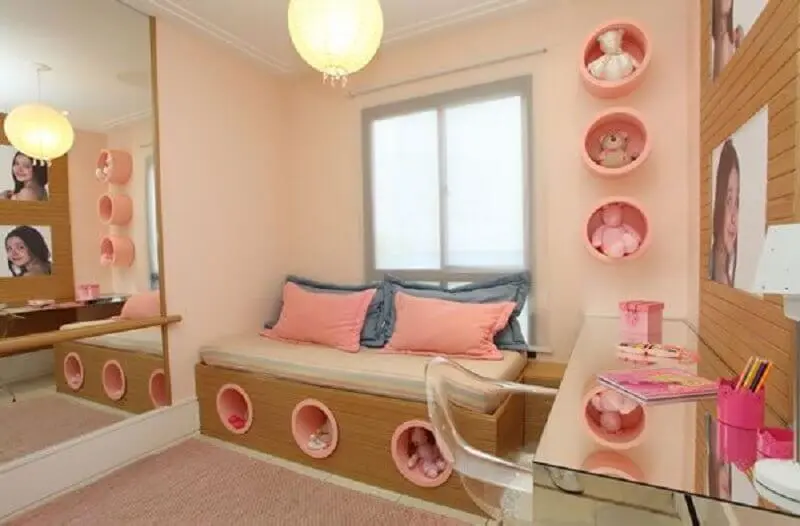 nichos redondos para decoração de quarto infantil todo rosa Foto Pinterest
