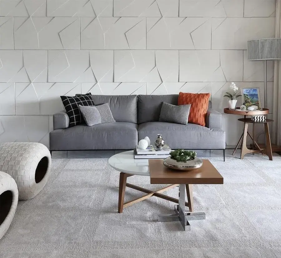 sala moderna decorada com sofá cinza e almofadas coloridas Foto Neu dekoration stile