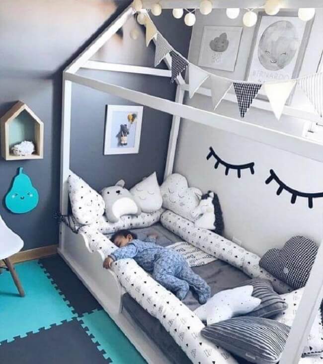 A cama montessoriana trouxe criatividade e fofura ao quarto de bebê