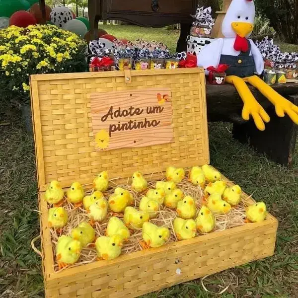 How about gifting the kids at the farm party with plush chicks?