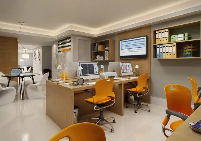 Decore o sala com modelos de cadeira para escritório colorida
