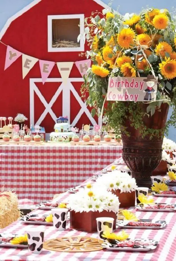 Peppa - casinha cores fortes - festa decoração em Promoção na Americanas