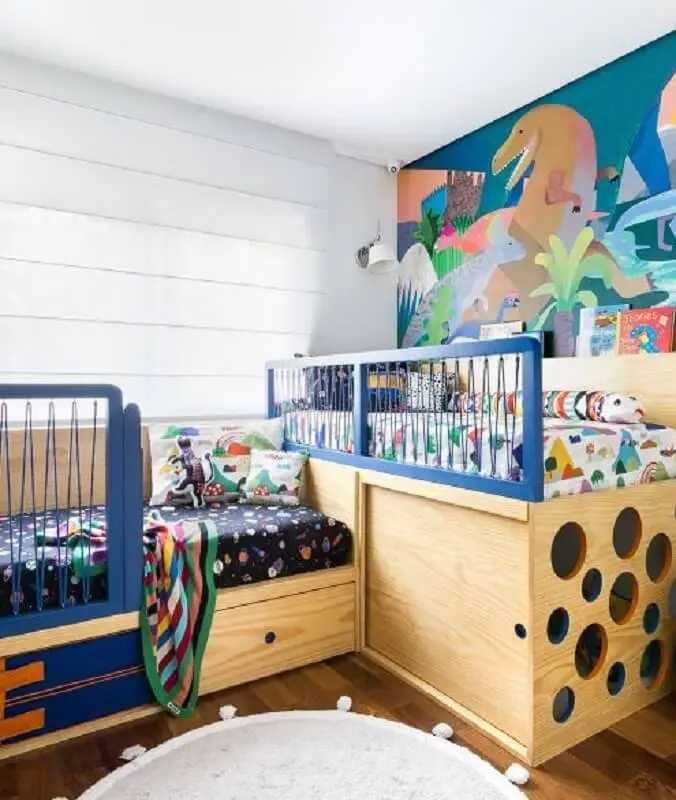 decoração de quarto infantil planejado com 2 camas Foto MOOUI
