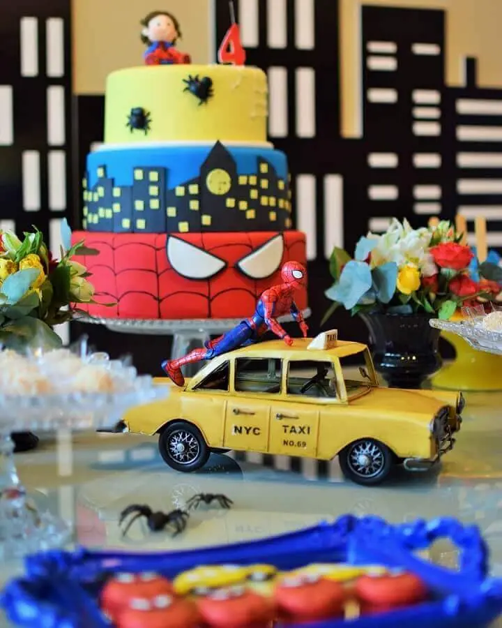 detalhes para decoração de festa infantil do homem aranha Foto Era Uma Vez BH