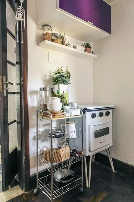 eletrodomésticos para cozinha - cozinha simples com fogão retrô