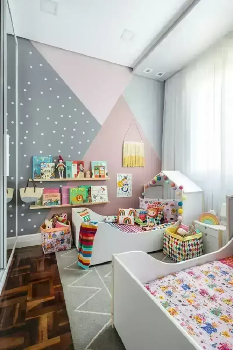 parede geométrica para decoração de quarto infantil Foto MOOUI