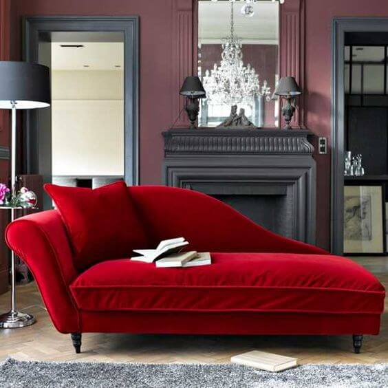 sofá vermelho