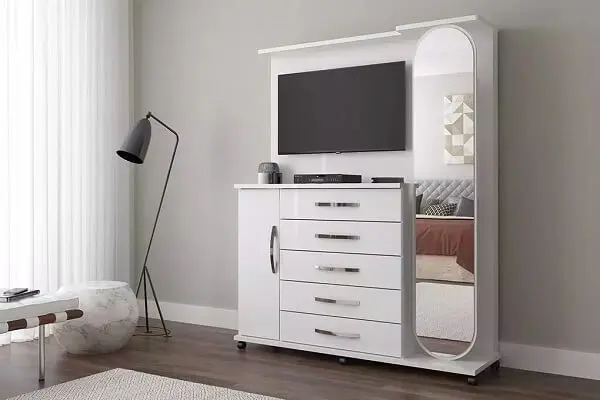 Modelo de cômoda com sapateira e espelho e painel para TV