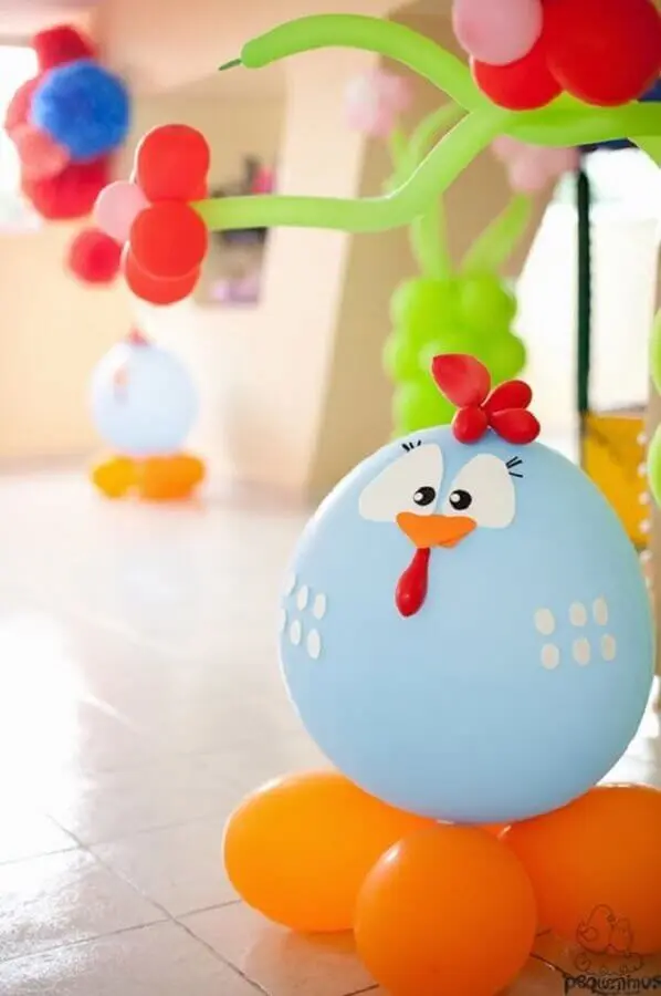 balões para decoração de festa da galinha pintadinha Foto Pequeninos