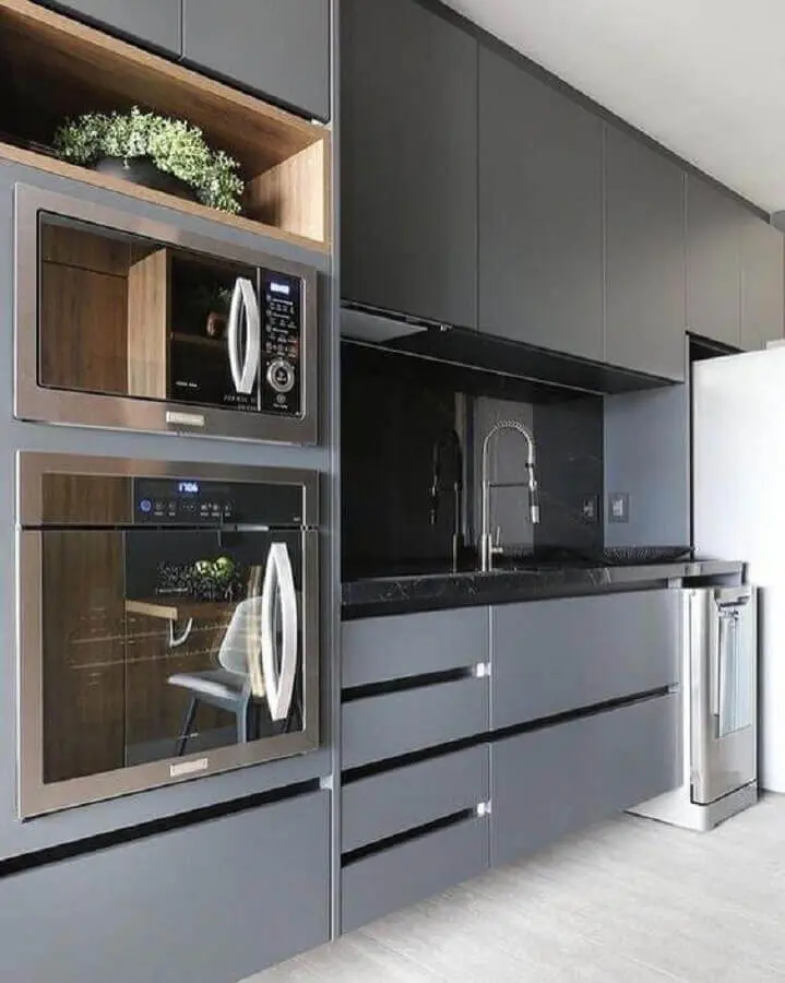 decoração para cozinha moderna cinza com forno elétrico embutir Foto Pinterest