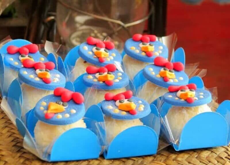 doces decorados para festa infantil da galinha pintadinha Foto Festas.Biz