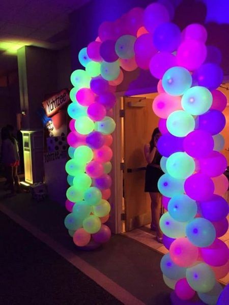 festa anos 80 - entrada de festa neon 