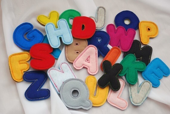 Moldes de letras feltro e colorido