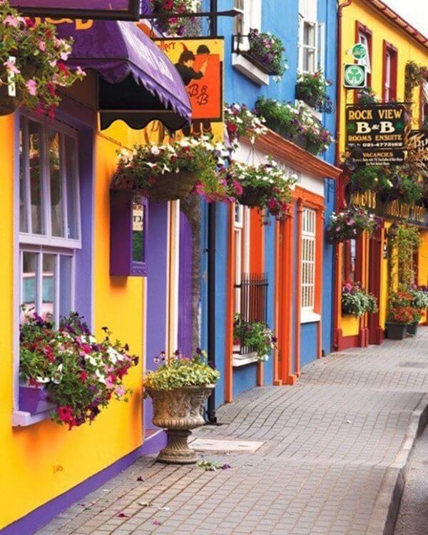 Pinturas de casas coloridas