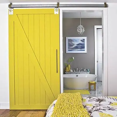 porta de correr para banheiro colorida