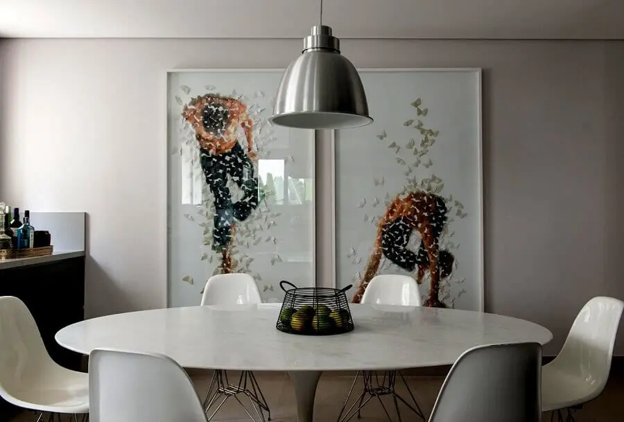quadros decorativos para sala de jantar com mesa redonda e pendente metalizado Foto Detalhes do Céu