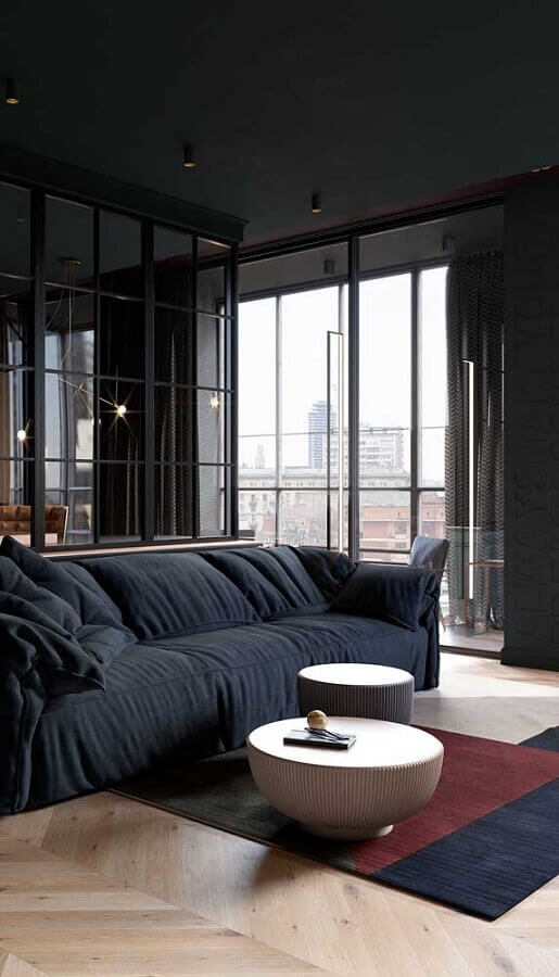 sala moderna decorada com tapete preto e cor marsala Foto Webcomunica
