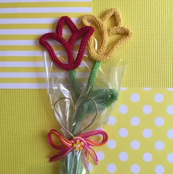 tricotin - flores de tricotin em buquê 