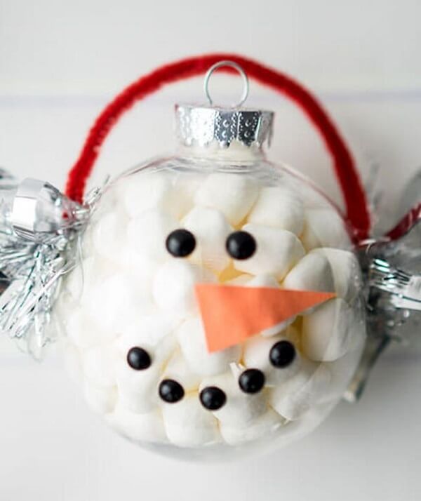 Boneco de neve com marshmallow para lembrancinha de natal