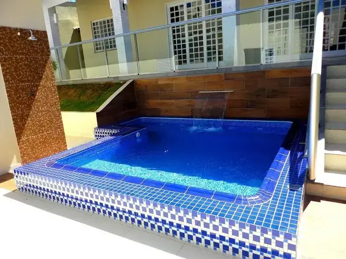 Se inspire em vários projetos de casas com piscinas