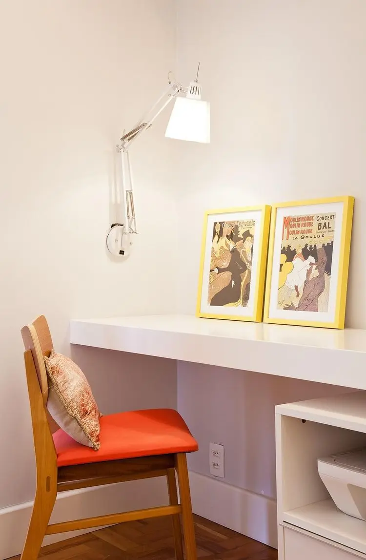 cadeira para escrivaninha - home office com luminária 