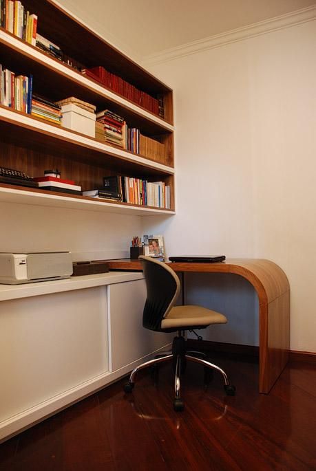 cadeira para escrivaninha - home office estante marrom 