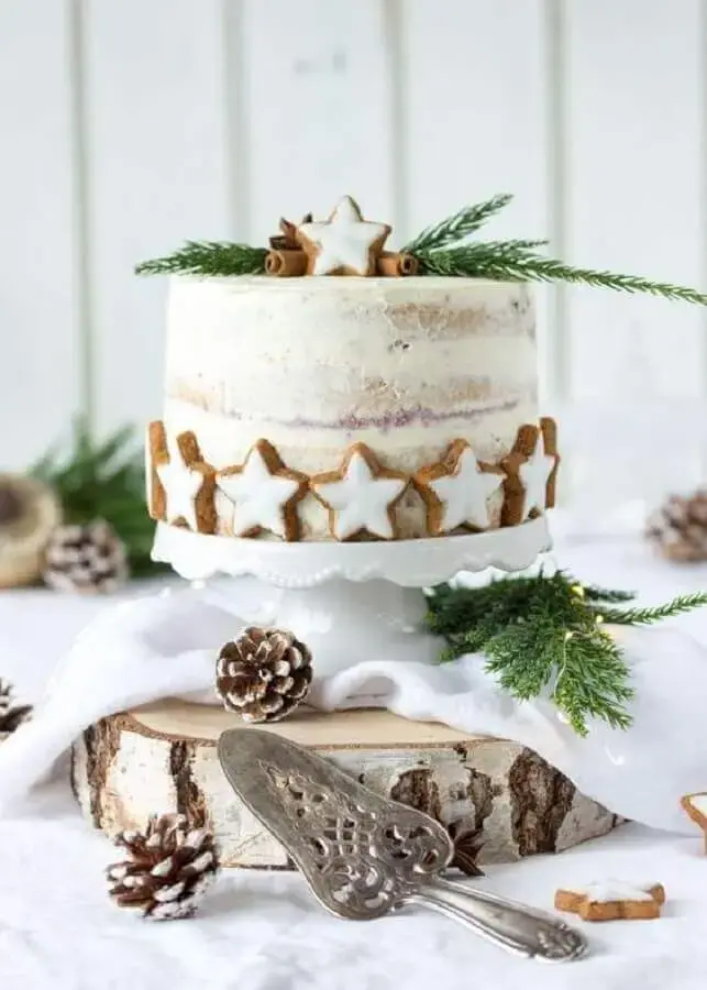 decoração de bolo de natal decorado com estrelas de biscoitos Foto Pinterest