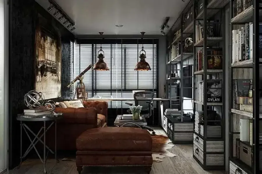 decoração industrial sala com estante de nichos e sofá de couro Foto Yandex