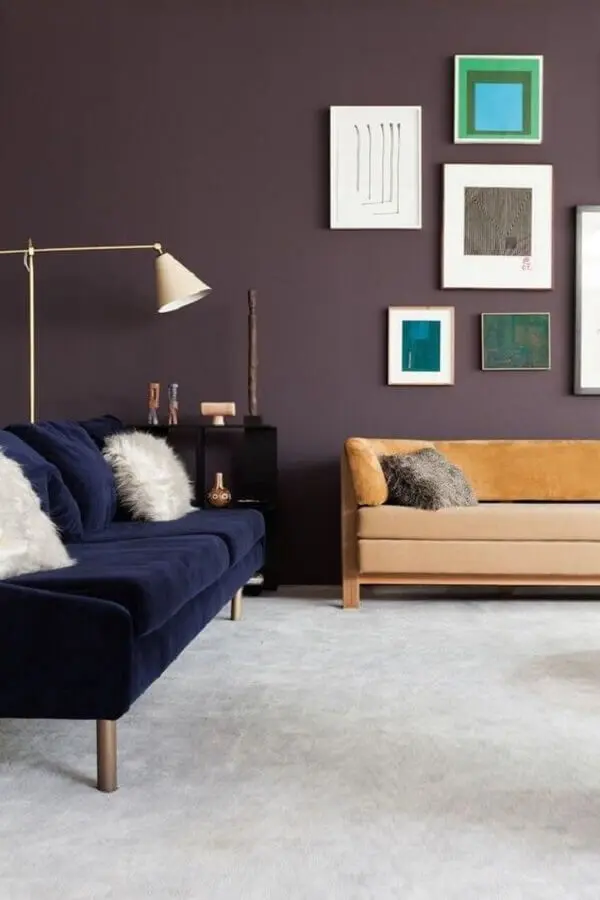 decoração simples para sala com sofá azul marinho Foto Original Home