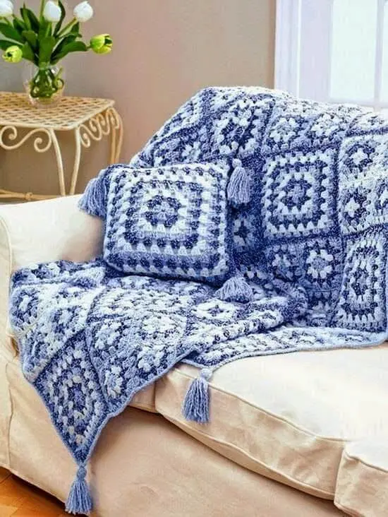 manta de crochê - manta de crochê azul e branco 