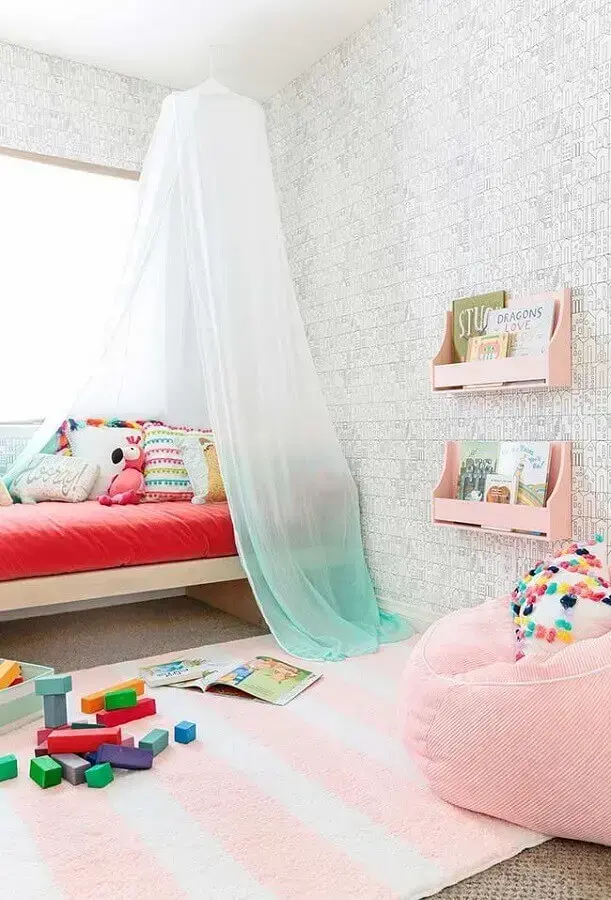 papel de parede para quarto infantil decorado em tons pastéis Foto JSD Furniture