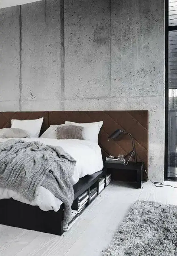 parede de cimento queimado para quarto com decoração estilo industrial Foto Janine Thomson